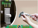 Cách sửa vòi nước xịt bồn cầu bị rò rỉ nước đơn giản và tiết kiệm