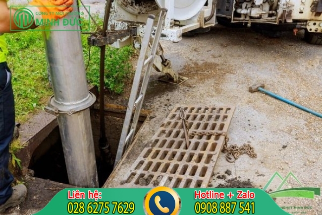 Dịch vụ r&uacute;t hầm cầu B&igrave;nh Thuận.