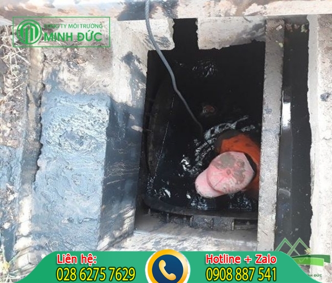 Thợ nạo v&eacute;t hố ga huyện H&oacute;c M&ocirc;n đưa ra những nguy&ecirc;n nh&acirc;n