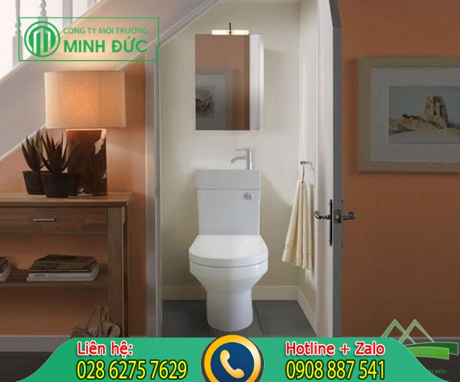 Nh&agrave; vệ sinh dưới gầm cầu thang mẫu hai