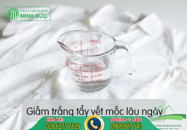 C&aacute;ch tẩy mốc quần &aacute;o m&agrave;u với giấm