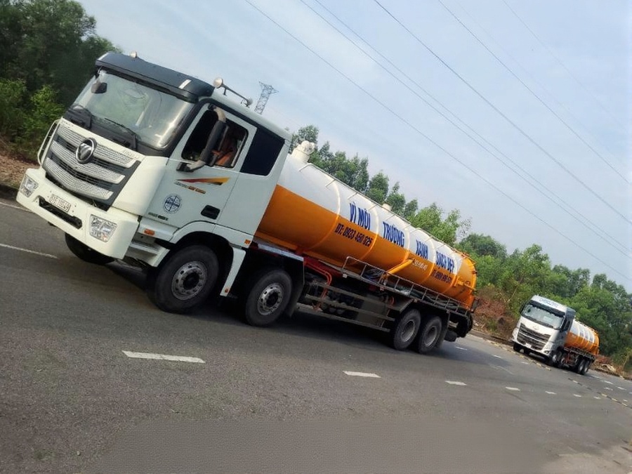 Dịch vụ thu gom b&ugrave;n thải c&ocirc;ng nghiệp l&agrave; g&igrave;