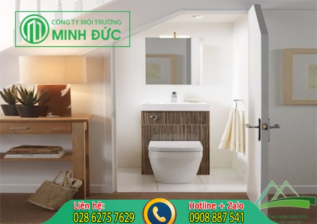 Nh&agrave; vệ sinh dưới gầm cầu thang mẫu một